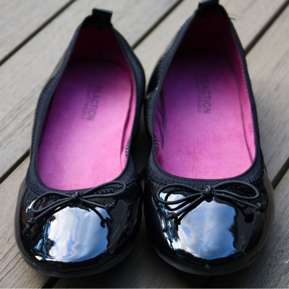 Black dress shoes